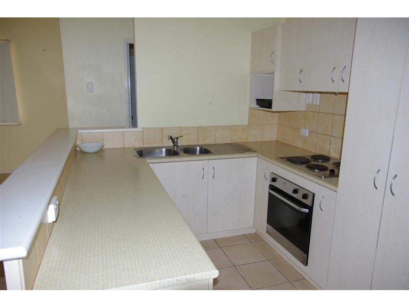 2/2 Buchanan Circuit, Baynton WA 6714