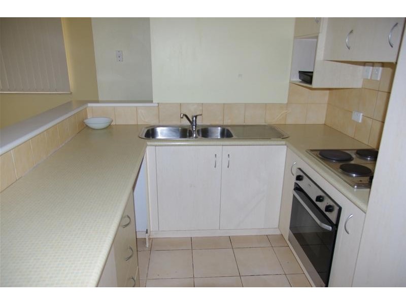 2/2 Buchanan Circuit, Baynton WA 6714