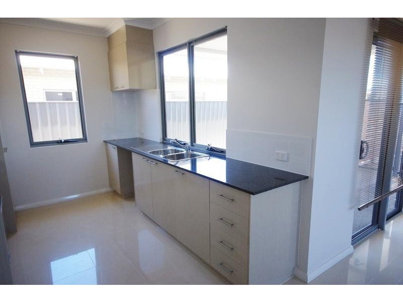 39 Tharnda Road, Karratha WA 6714