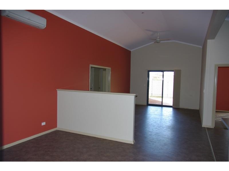 6 Plumegrass Way, Karratha WA 6714