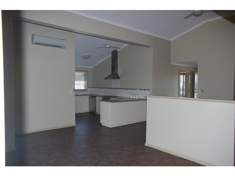 6 Plumegrass Way, Karratha WA 6714