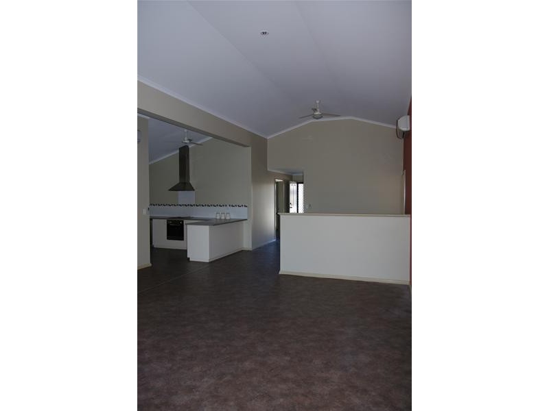 6 Plumegrass Way, Karratha WA 6714