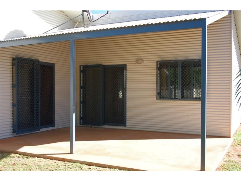 6 Plumegrass Way, Karratha WA 6714