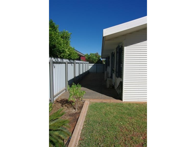 6 Plumegrass Way, Karratha WA 6714