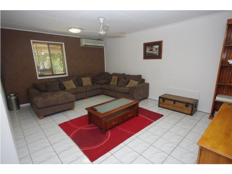 7 Frinderstein Way, Karratha WA 6714