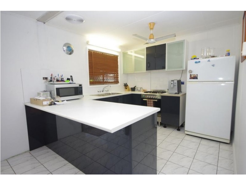 7 Frinderstein Way, Karratha WA 6714