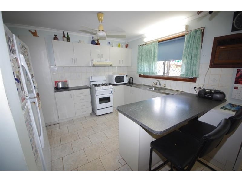 6 Cleaver Terrace, Roebourne WA 6718