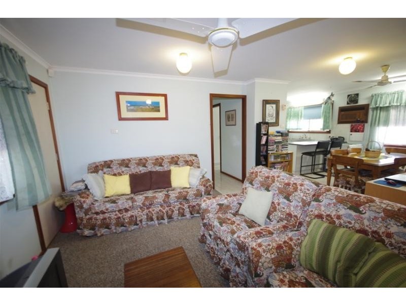 6 Cleaver Terrace, Roebourne WA 6718