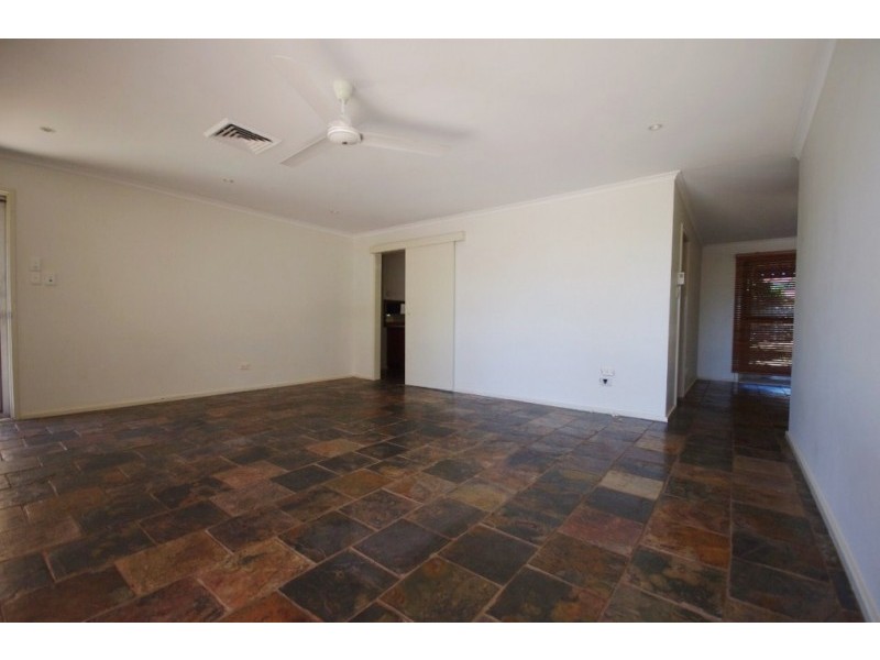 21 Peirl Way, Pegs Creek WA 6714