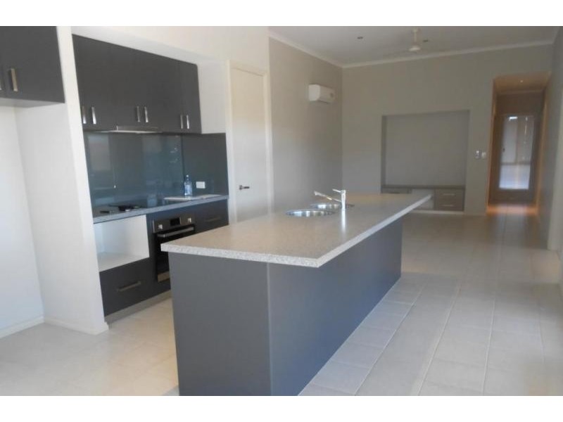 75 Mujira Ramble, Baynton WA 6714