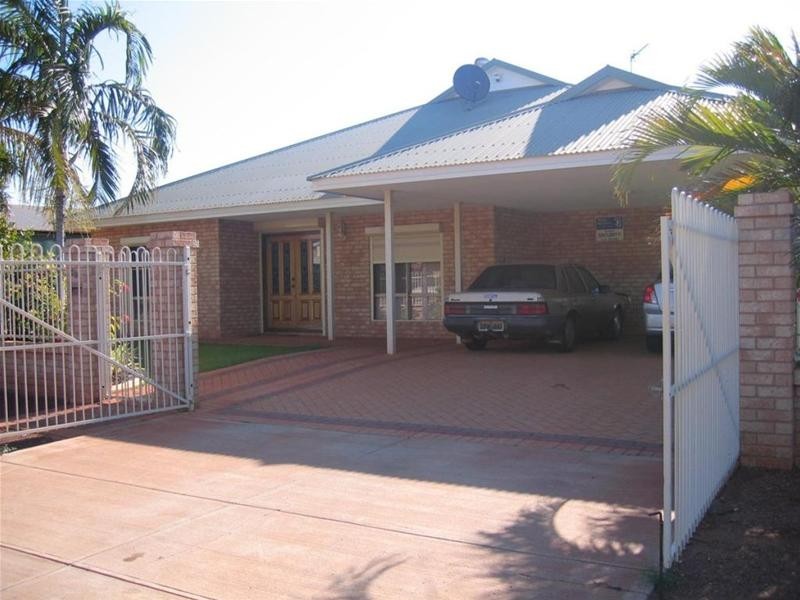 38 McCamey Loop, Karratha WA 6714