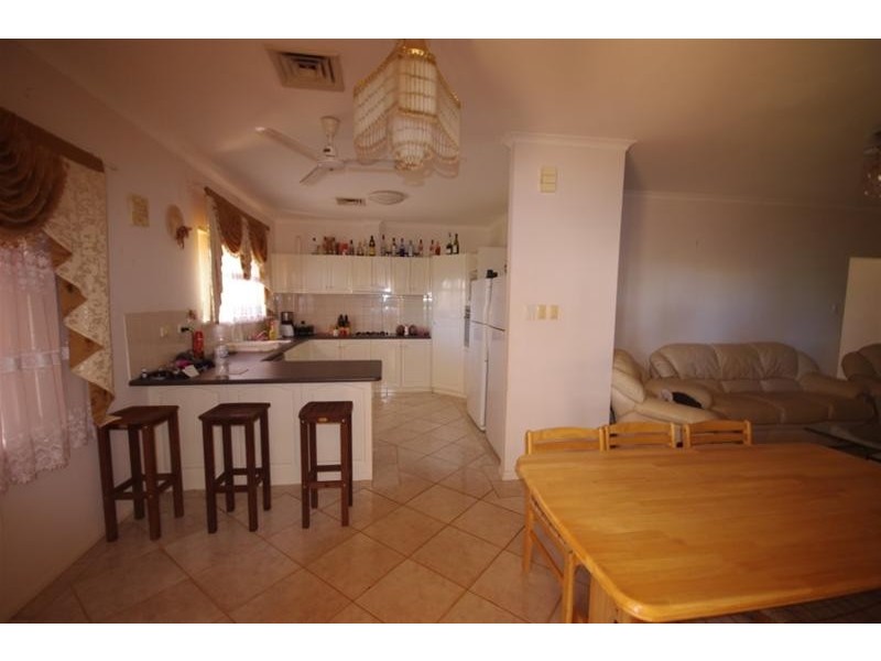 38 McCamey Loop, Karratha WA 6714