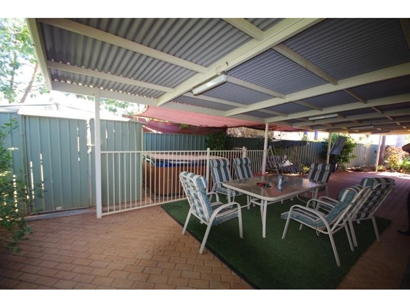 38 McCamey Loop, Karratha WA 6714
