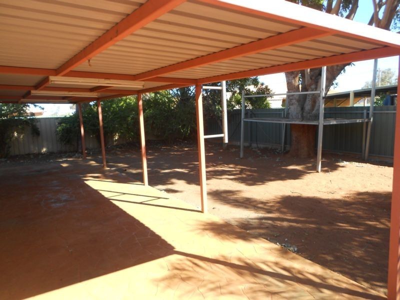 7B Pelusey Way, Nickol WA 6714