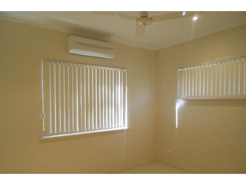 42 Warbler Loop, Nickol WA 6714