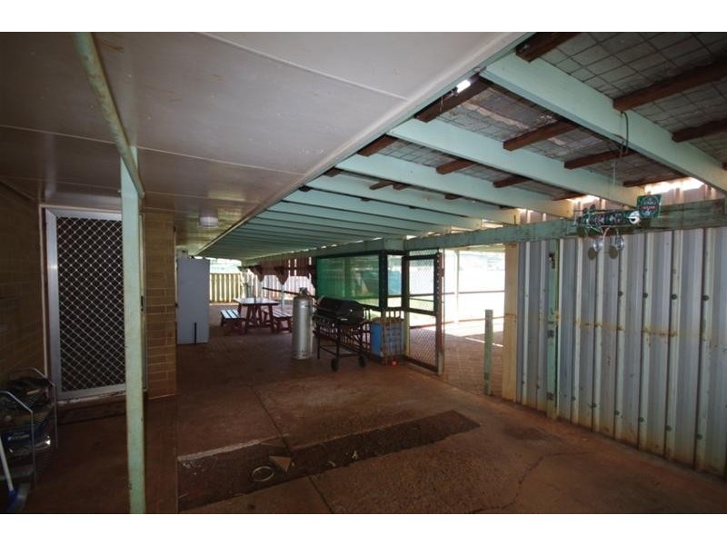 8 Mccourt Way, Wickham WA 6720