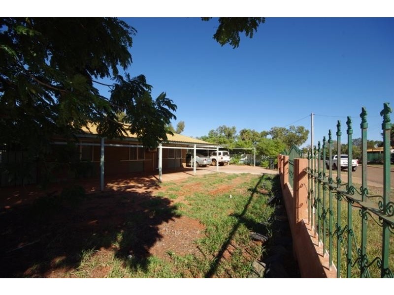 8 Mccourt Way, Wickham WA 6720