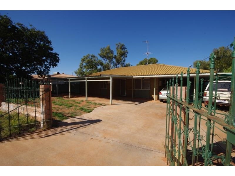 8 Mccourt Way, Wickham WA 6720