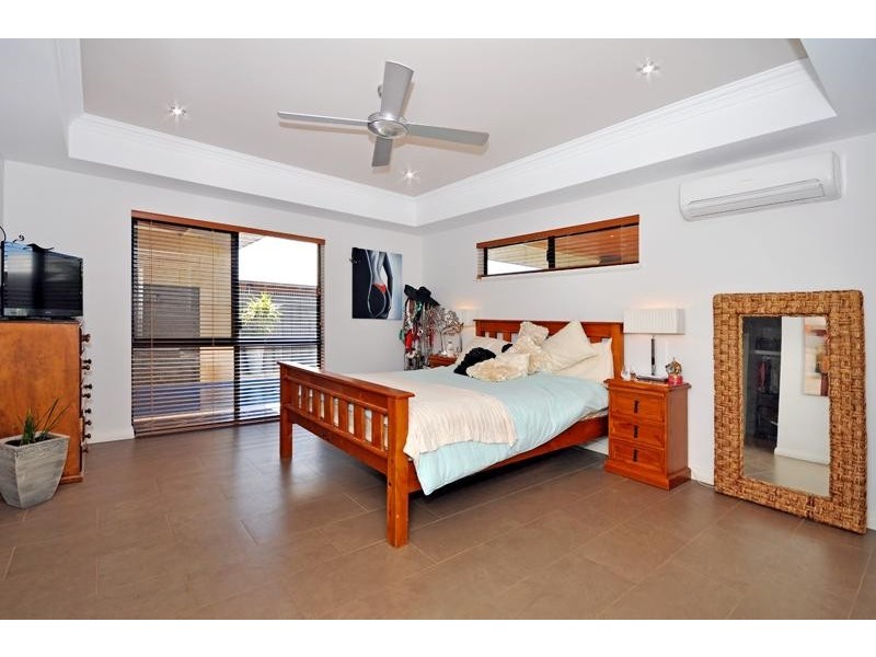 21 Curlew Street, Baynton WA 6714