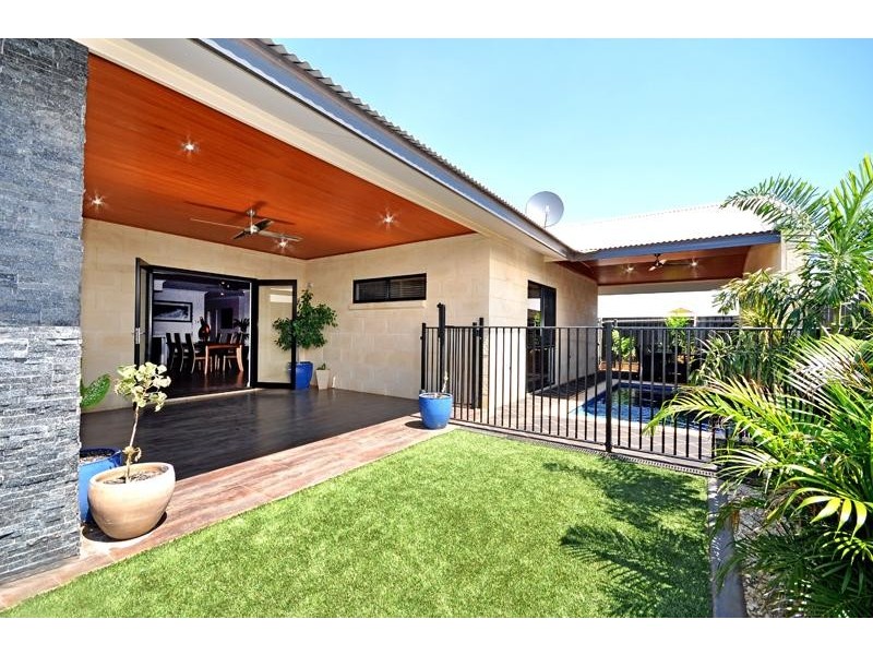 21 Curlew Street, Baynton WA 6714