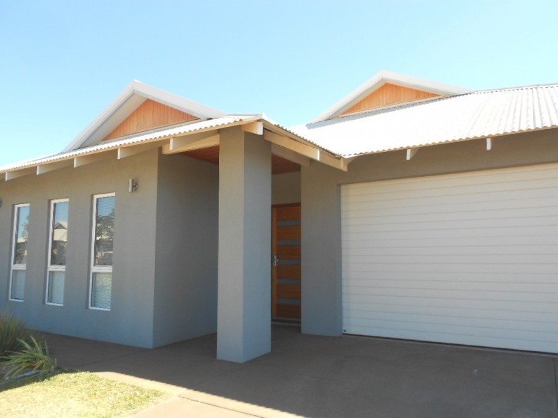 71 Marniyarra Loop, Baynton WA 6714