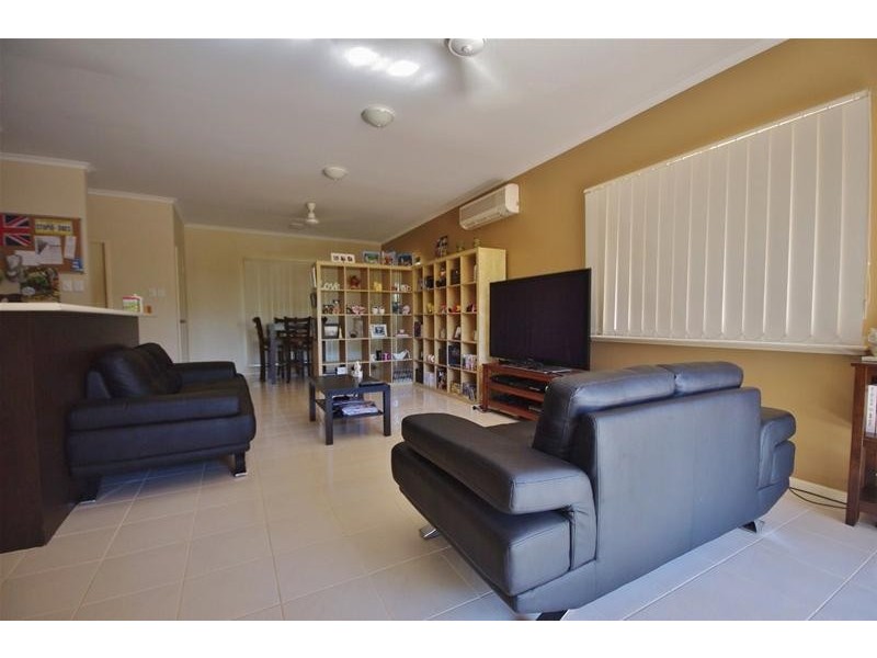 9/2 Buchanan Circuit, Baynton WA 6714