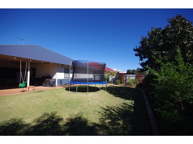 34 Warbler Loop, Nickol WA 6714