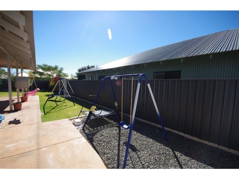 34 Warbler Loop, Nickol WA 6714