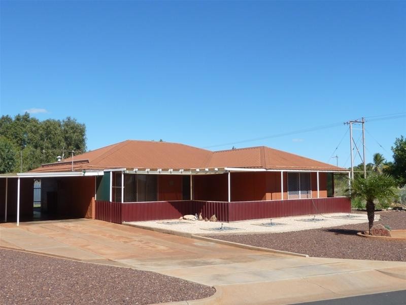 109A Murchison Crescent, Dampier WA 6713