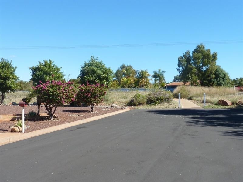 109A Murchison Crescent, Dampier WA 6713