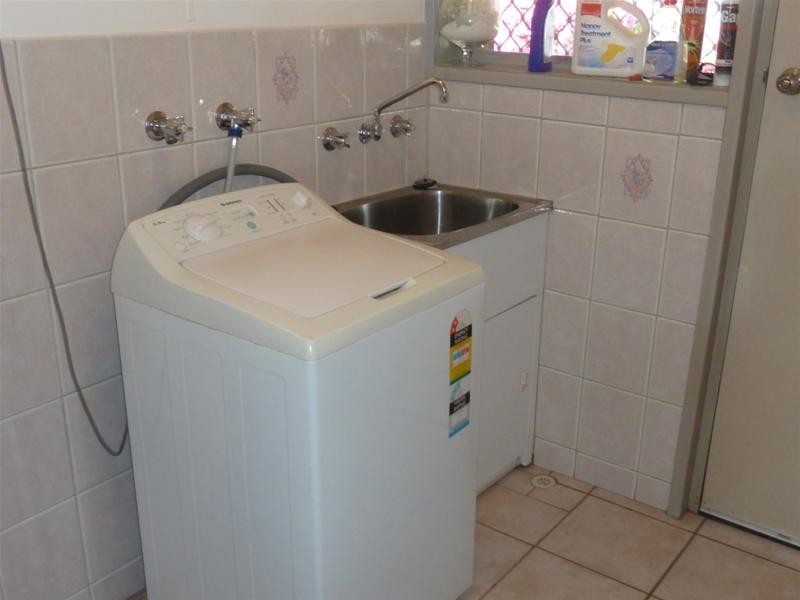 109A Murchison Crescent, Dampier WA 6713