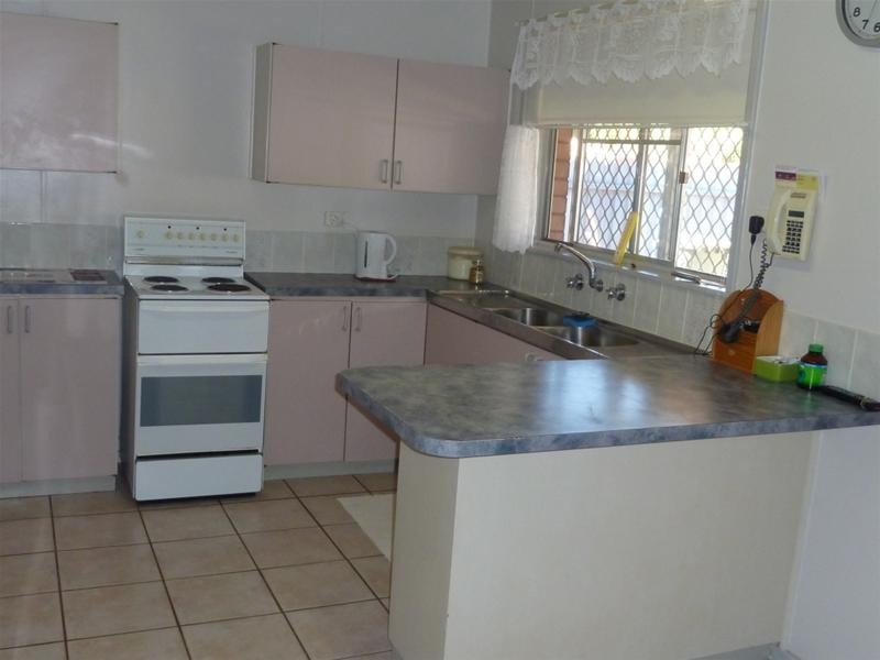 109A Murchison Crescent, Dampier WA 6713