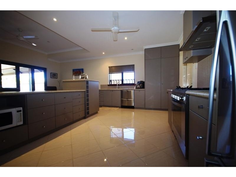 38 Walkington Circle, Millars Well WA 6714