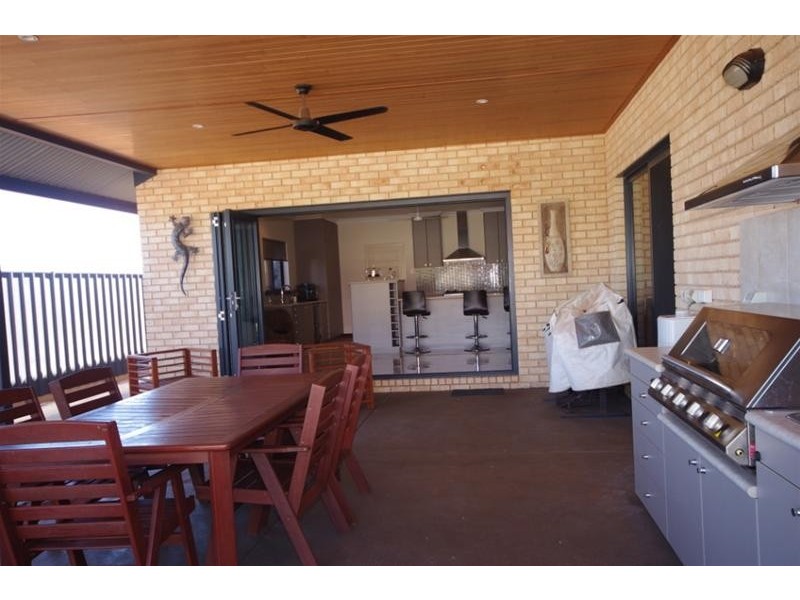 38 Walkington Circle, Millars Well WA 6714