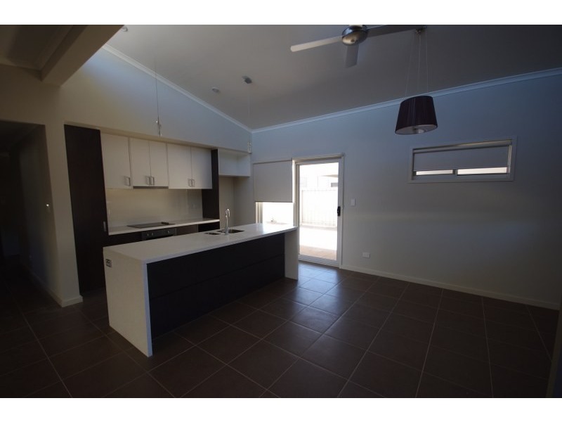 4/28 Padbury Way (Padbury Central Complex), Bulgarra WA 6714