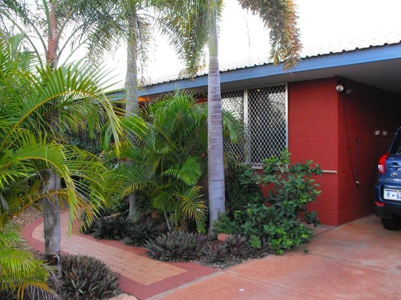 9 Comrie Court, Baynton WA 6714