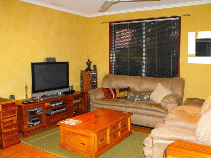 9 Comrie Court, Baynton WA 6714