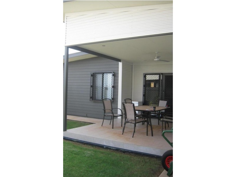 16 Curlew, Baynton WA 6714