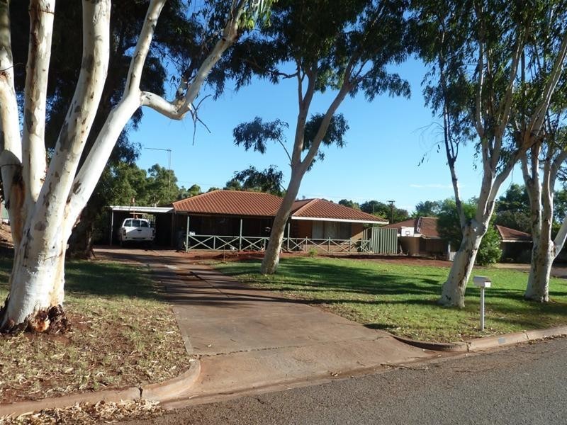 18 Minilya Crescent, Dampier WA 6713