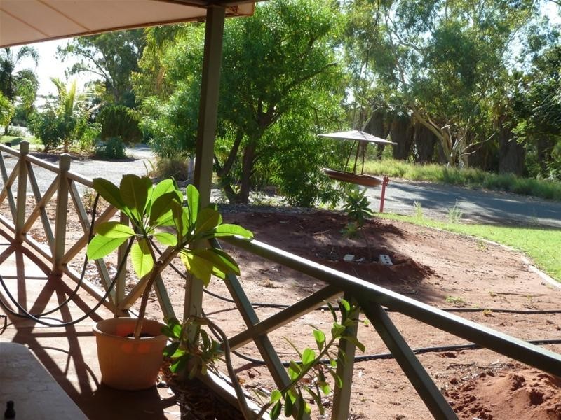 18 Minilya Crescent, Dampier WA 6713