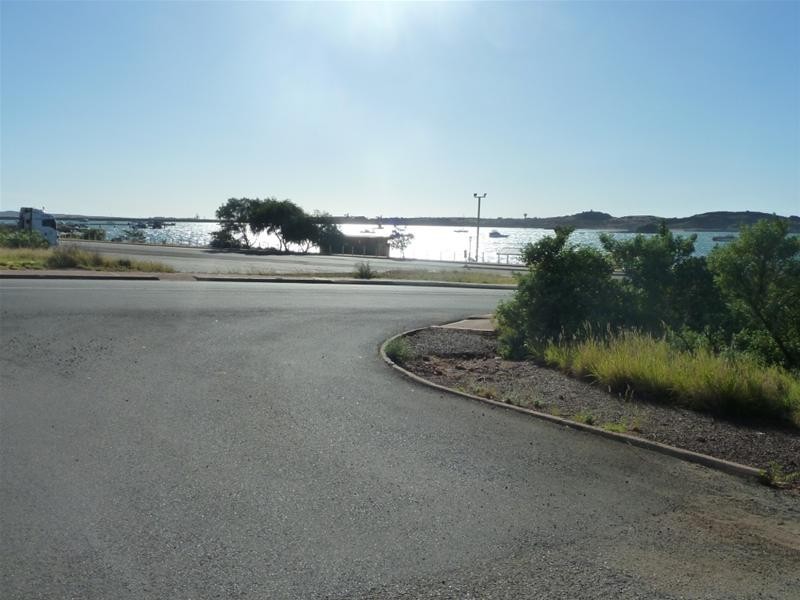 18 Minilya Crescent, Dampier WA 6713