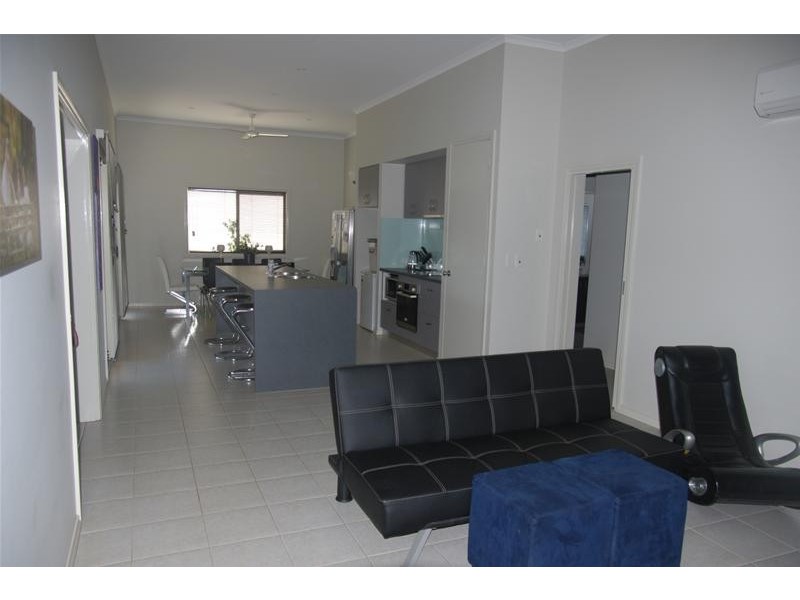 44 Tharnda Road, Baynton WA 6714