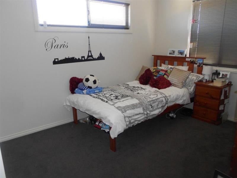 44 Tharnda Road, Baynton WA 6714