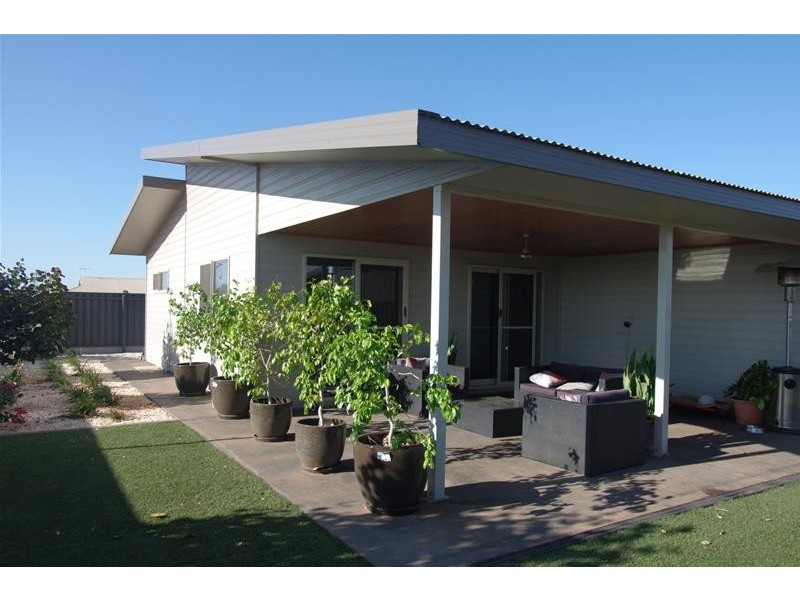 44 Tharnda Road, Baynton WA 6714