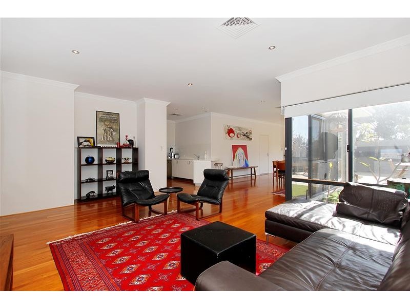26 Wood Street, Fremantle WA 6160