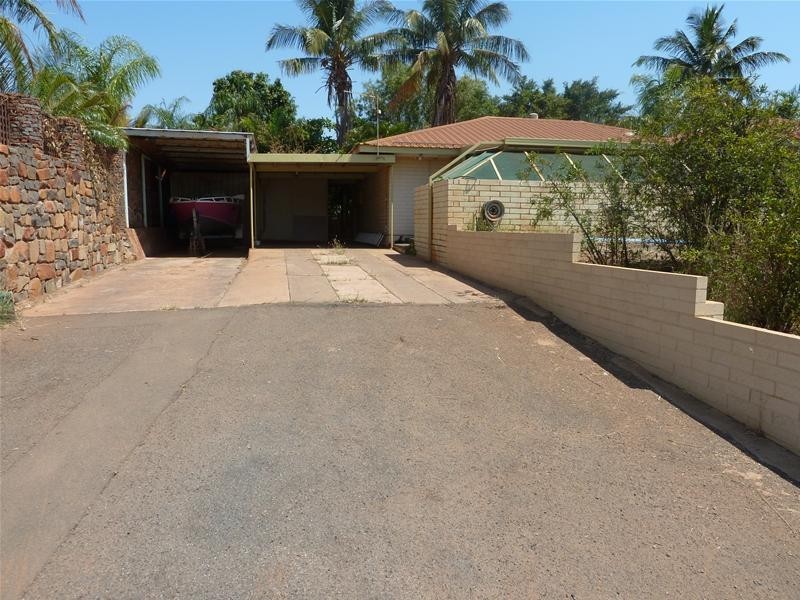 230 Flynn Crescent, Dampier WA 6713