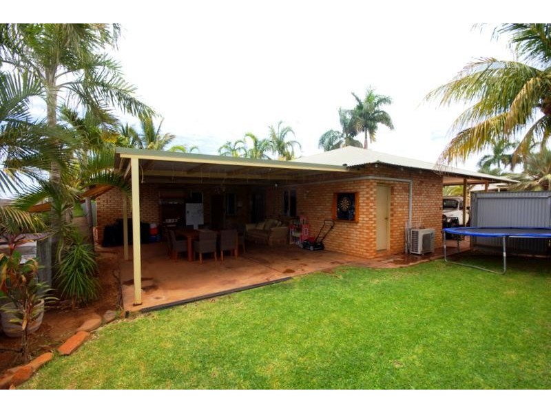 8F Wedge Place, Millars Well WA 6714