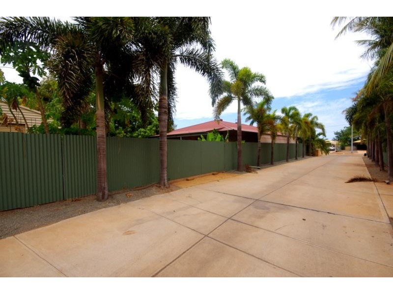 8F Wedge Place, Millars Well WA 6714