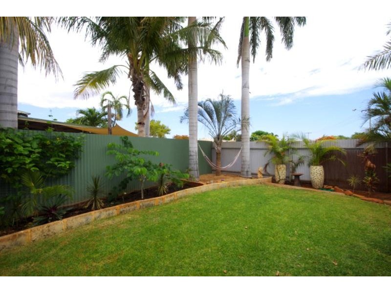 8F Wedge Place, Millars Well WA 6714