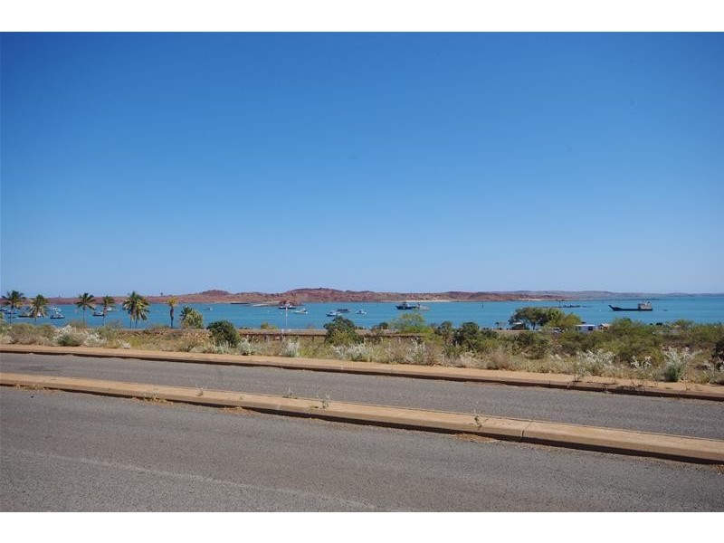9/389 High Street, Dampier WA 6713
